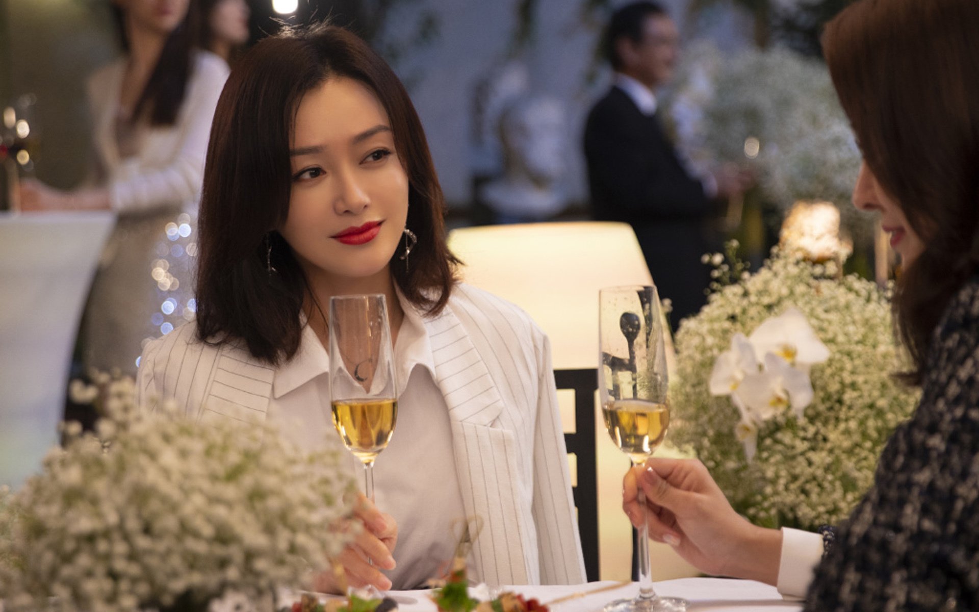 法甲争冠白热化：巴黎相距第一名仅差2分，排名持续变动，法甲巴黎名单