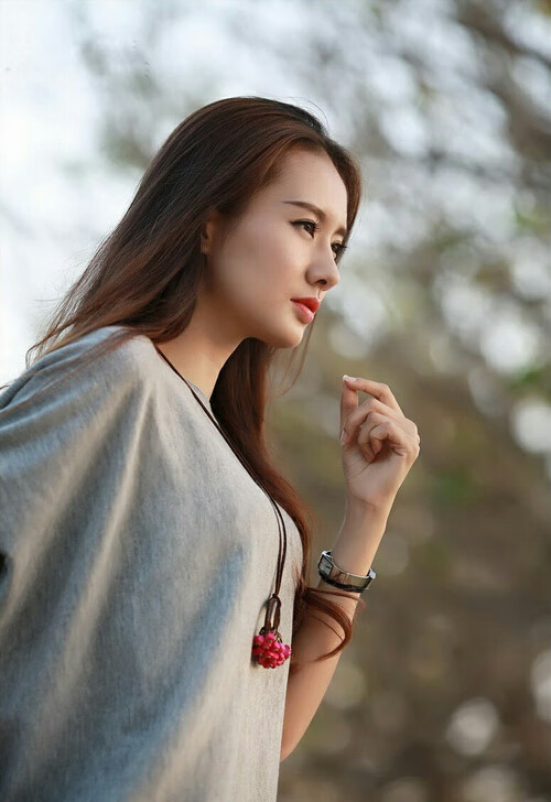 太阳完封独行侠,常规赛巅峰对决中杜兰特双手暴扣点燃全场,杜兰特33分篮网轻取太阳