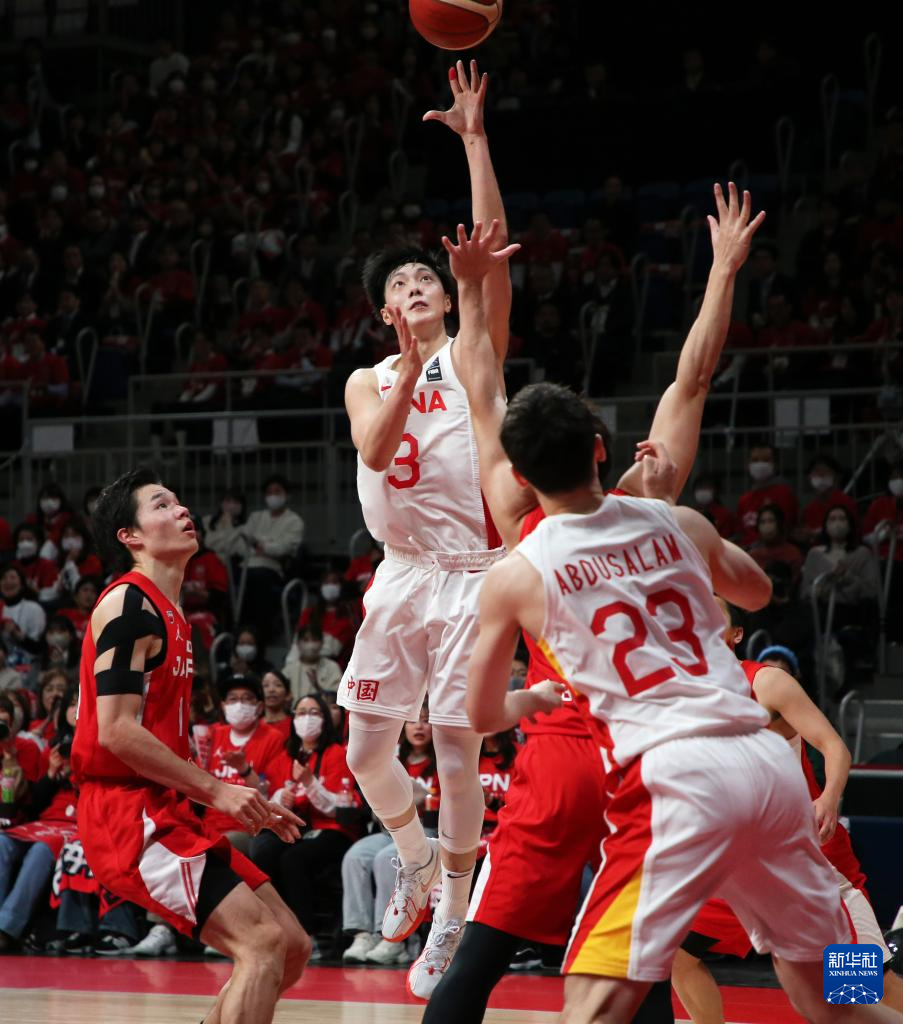 B体育官网：中国男篮历史上的经典胜利瞬间回顾与分析：那些让我们热血沸腾的比赛的简单介绍