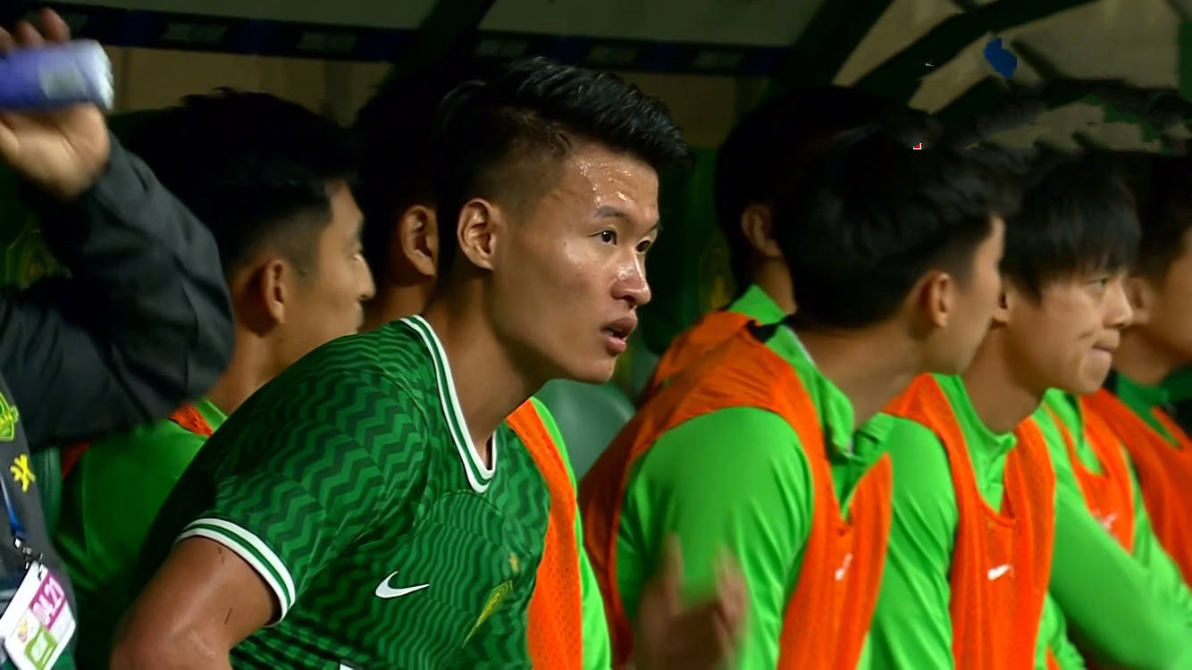 包含B体育APP:林良铭：在国家队比赛中表现出色，赢得主教练信任的词条