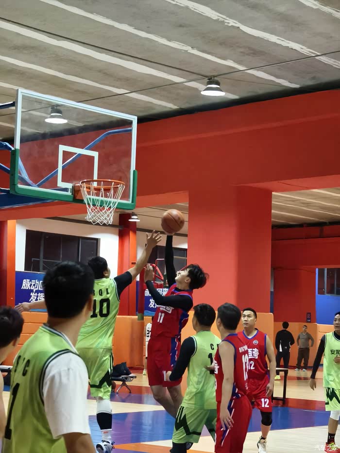 关于B体育官网：篮球主题餐厅，美食与篮球的完美融合的信息