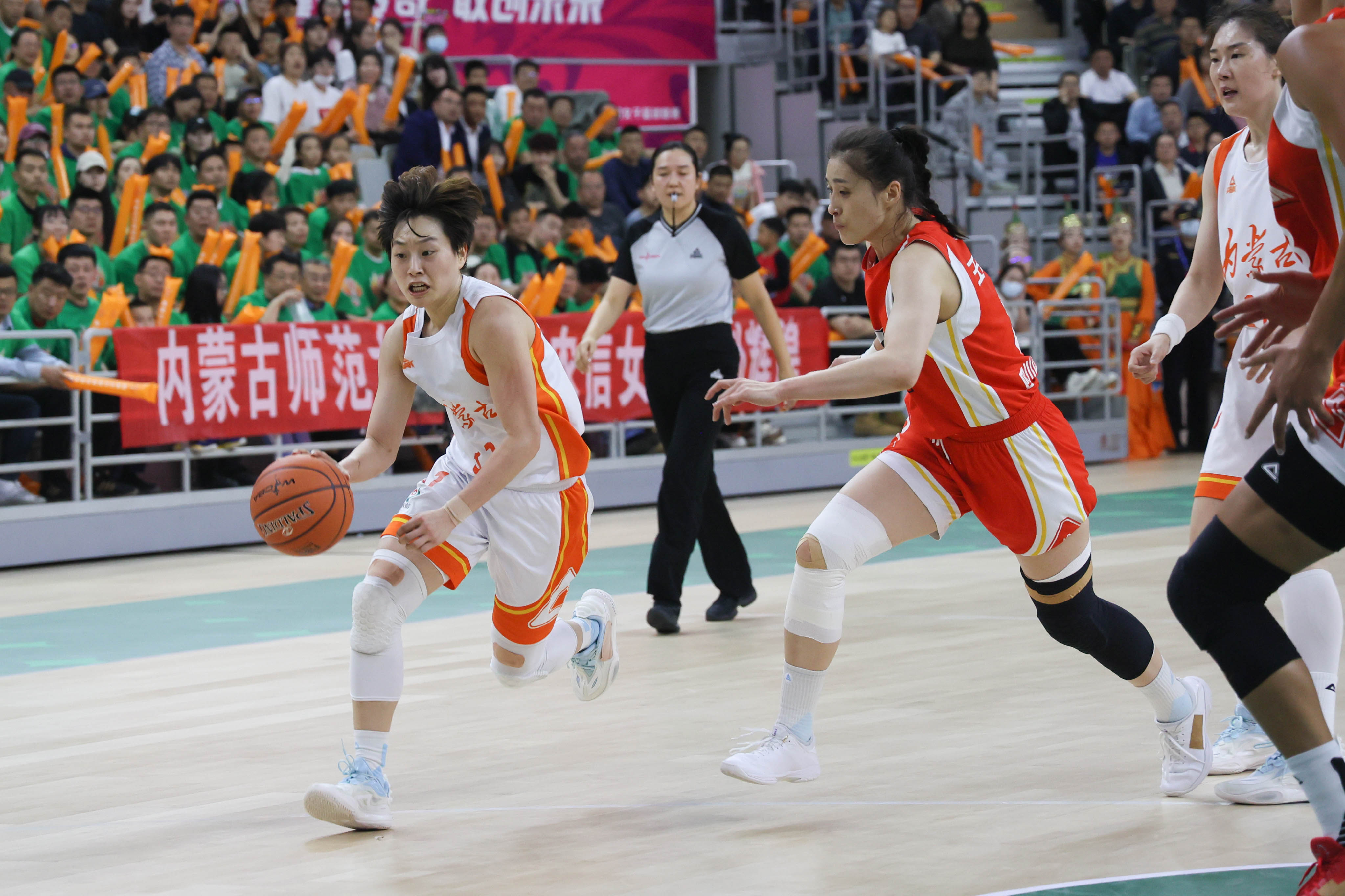 包含B体育官网：WCBA联赛竞争激烈，各队实力接近的词条