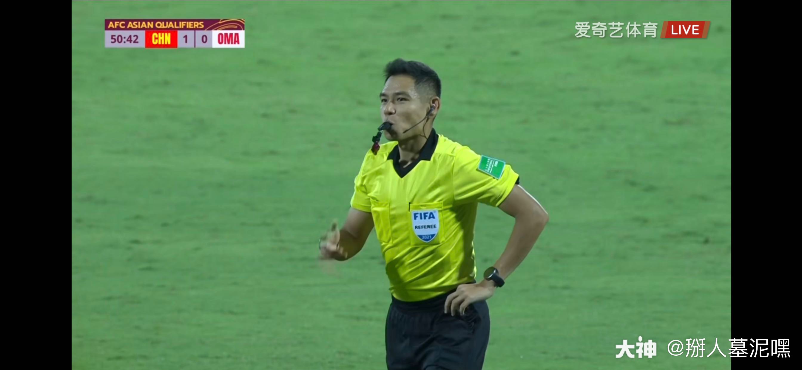 关于爱游戏体育：篮球裁判：争议判罚，如何提升裁判的公信力？的信息