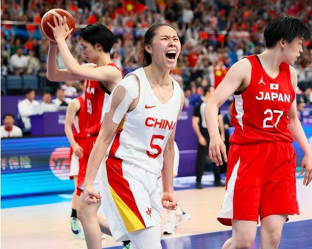 b体育app-B体育官网：中国女篮备战奥运资格赛，力争晋级巴黎的简单介绍